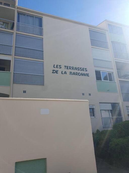 Les Terrasses De La Baronnie Appartement Climatise Avec 1 Chambre Et Piscine Ouverte Du 28 Mai 2025 Au 28 Septembre 2025 Le Grau-du-Roi Dış mekan fotoğraf