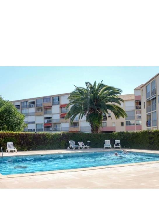 Les Terrasses De La Baronnie Appartement Climatise Avec 1 Chambre Et Piscine Ouverte Du 28 Mai 2025 Au 28 Septembre 2025 Le Grau-du-Roi Dış mekan fotoğraf
